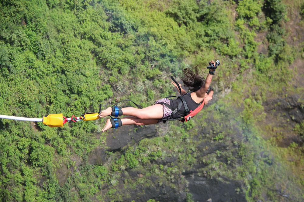 James's niece, Sarah, throws herself off the Victoria Falls Bridge to raise enough for another 2 bikes for World Bicycle Relief