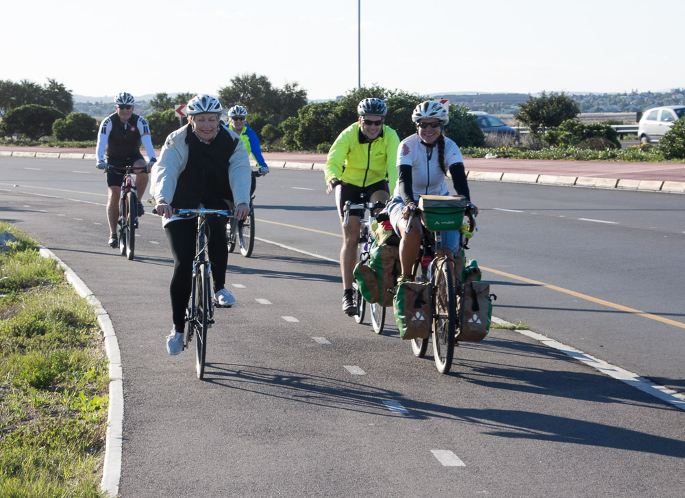 London to Cape Town by bike Table Mountain-7788