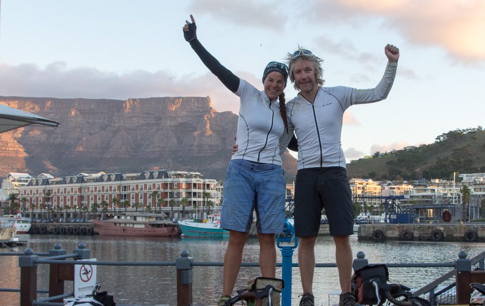 London to Cape Town by bike Table Mountain-7847
